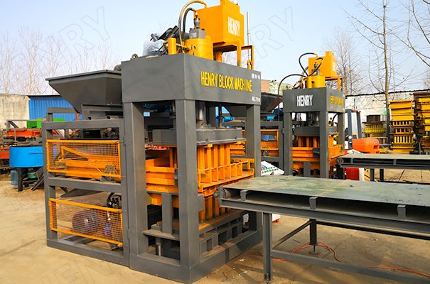 small clay brick making machine