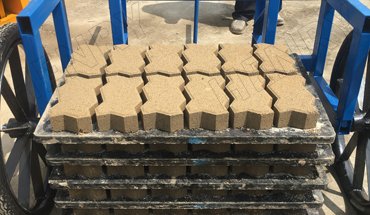 manual brick making machine