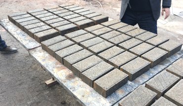 automatic concrete block making machine price