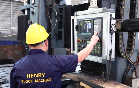 used-compressed-earth-block-machine-for-sale